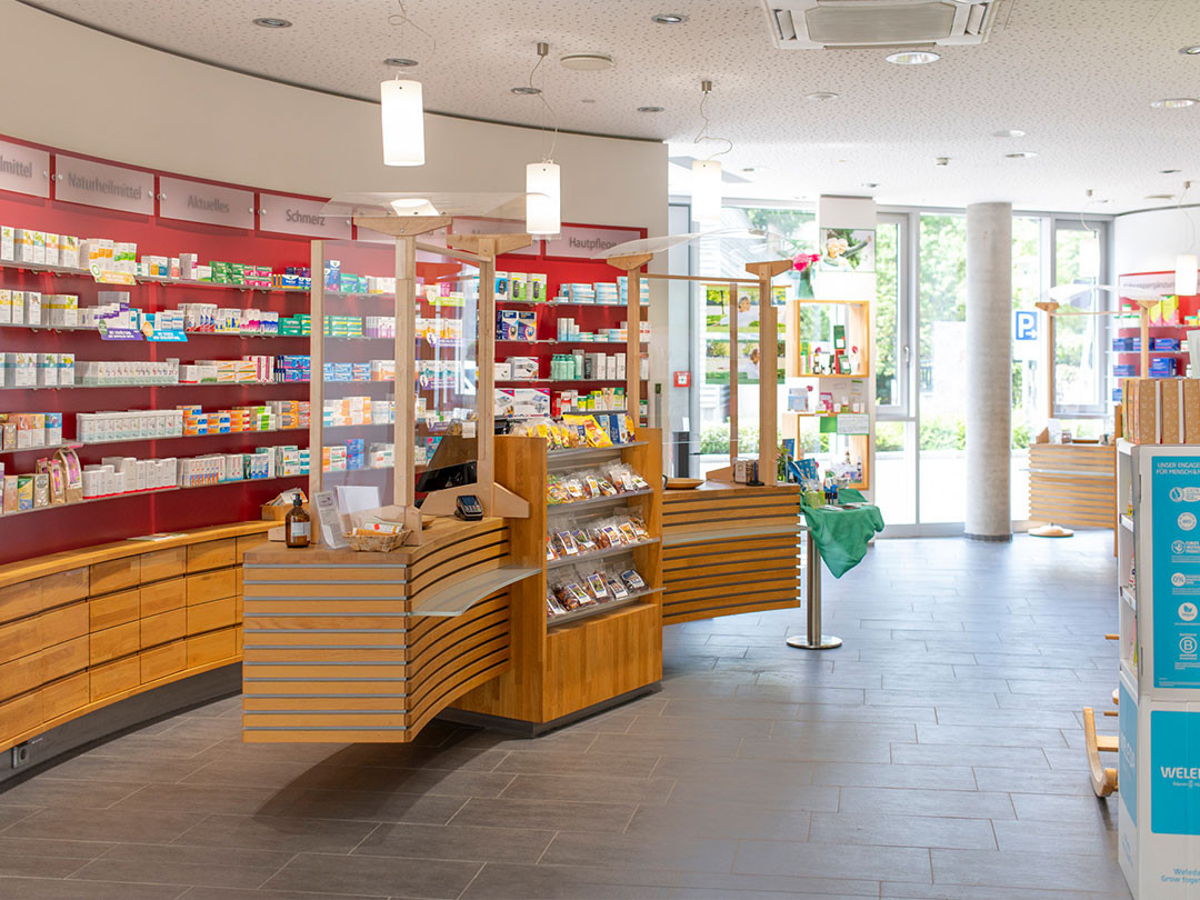 Bahnhof Apotheke am Klinikum mit einem umfangreichen Sortiment